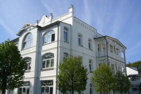 Гостиница Meerblick-Appartement Villa Gudrun  Бинц